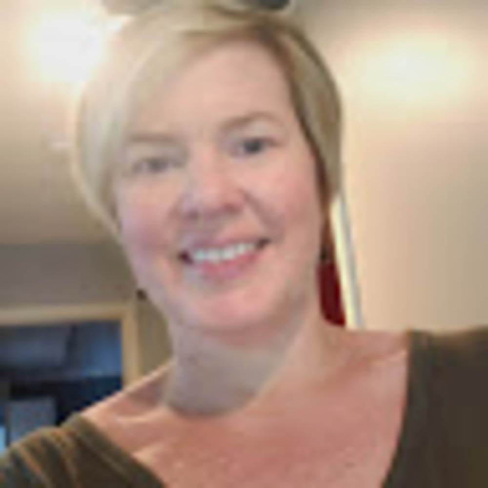 Meet your Posher, Caroline